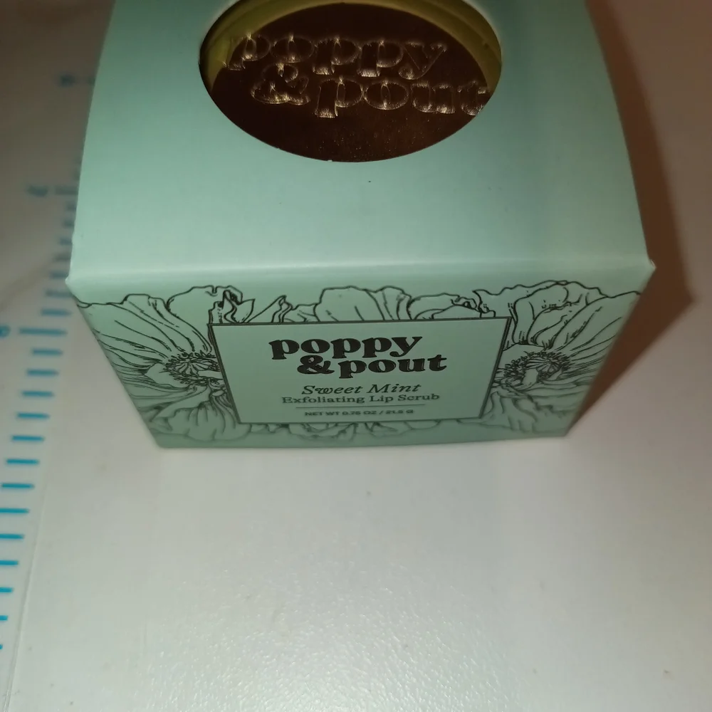 Poppy & Pout experience poppy